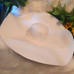 White super wide brim straw Beach summer sun hats